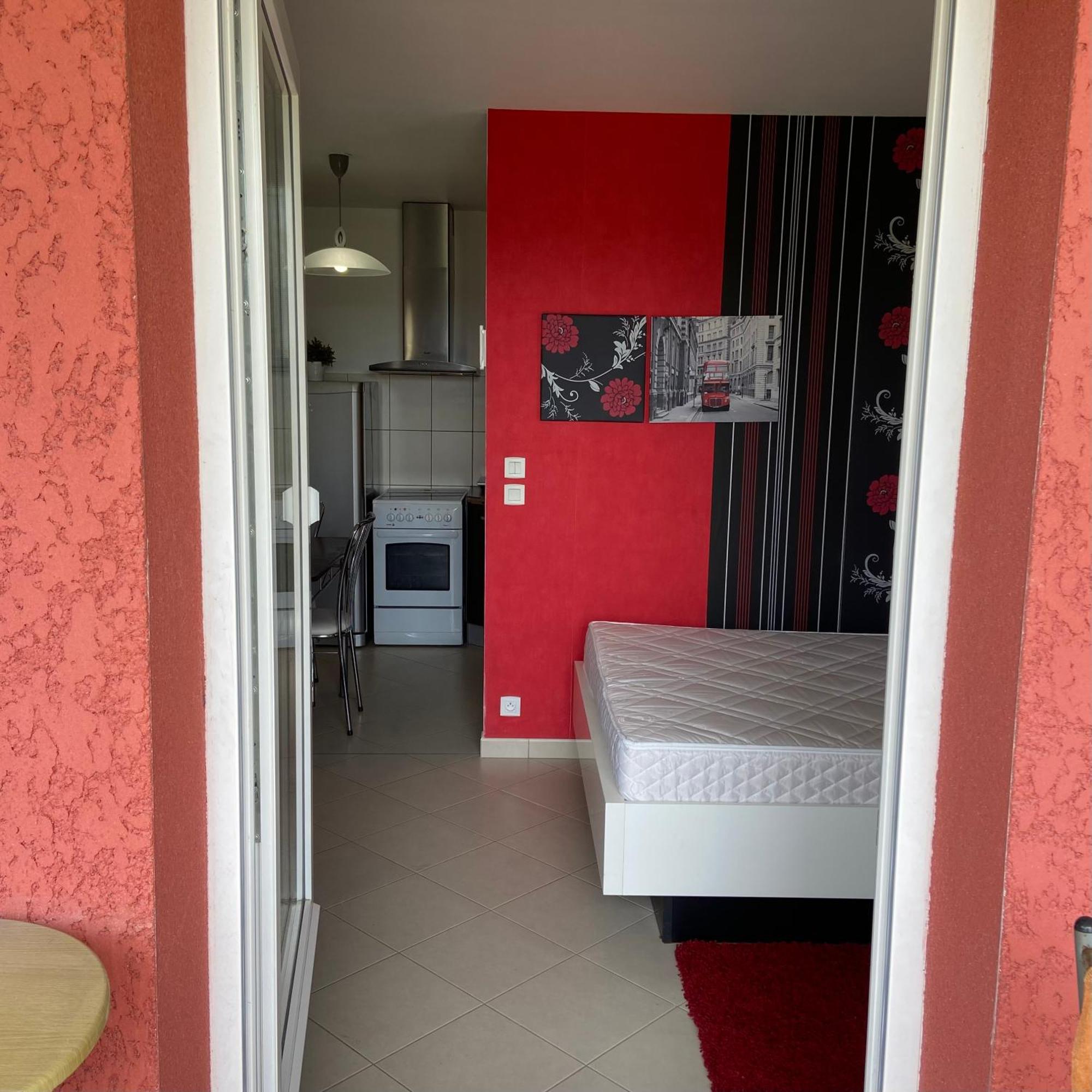 La Belle Etape Apartment Maizieres-les-Metz Luaran gambar