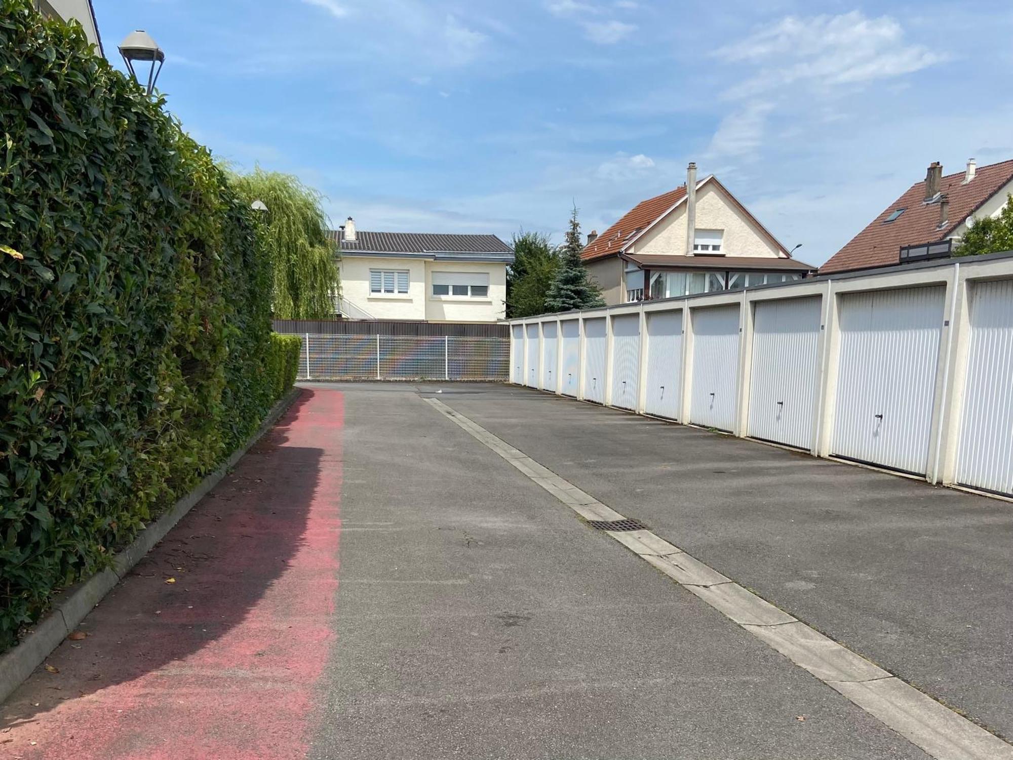 La Belle Etape Apartment Maizieres-les-Metz Luaran gambar