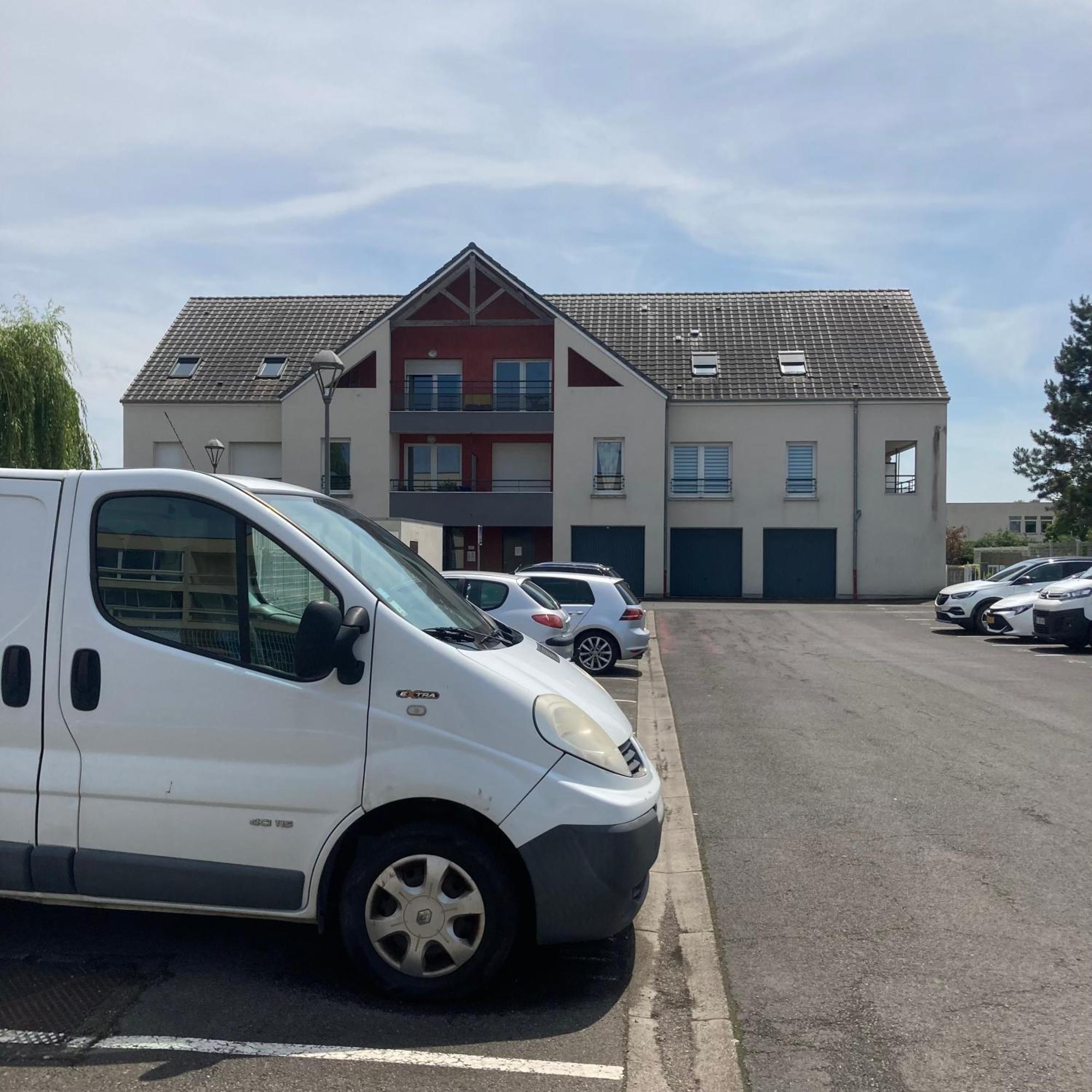 La Belle Etape Apartment Maizieres-les-Metz Luaran gambar